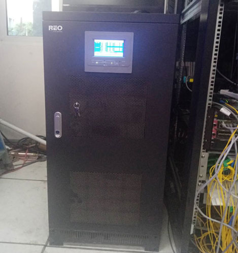30KVA Transformer Based UPS Applied in School Computer Room